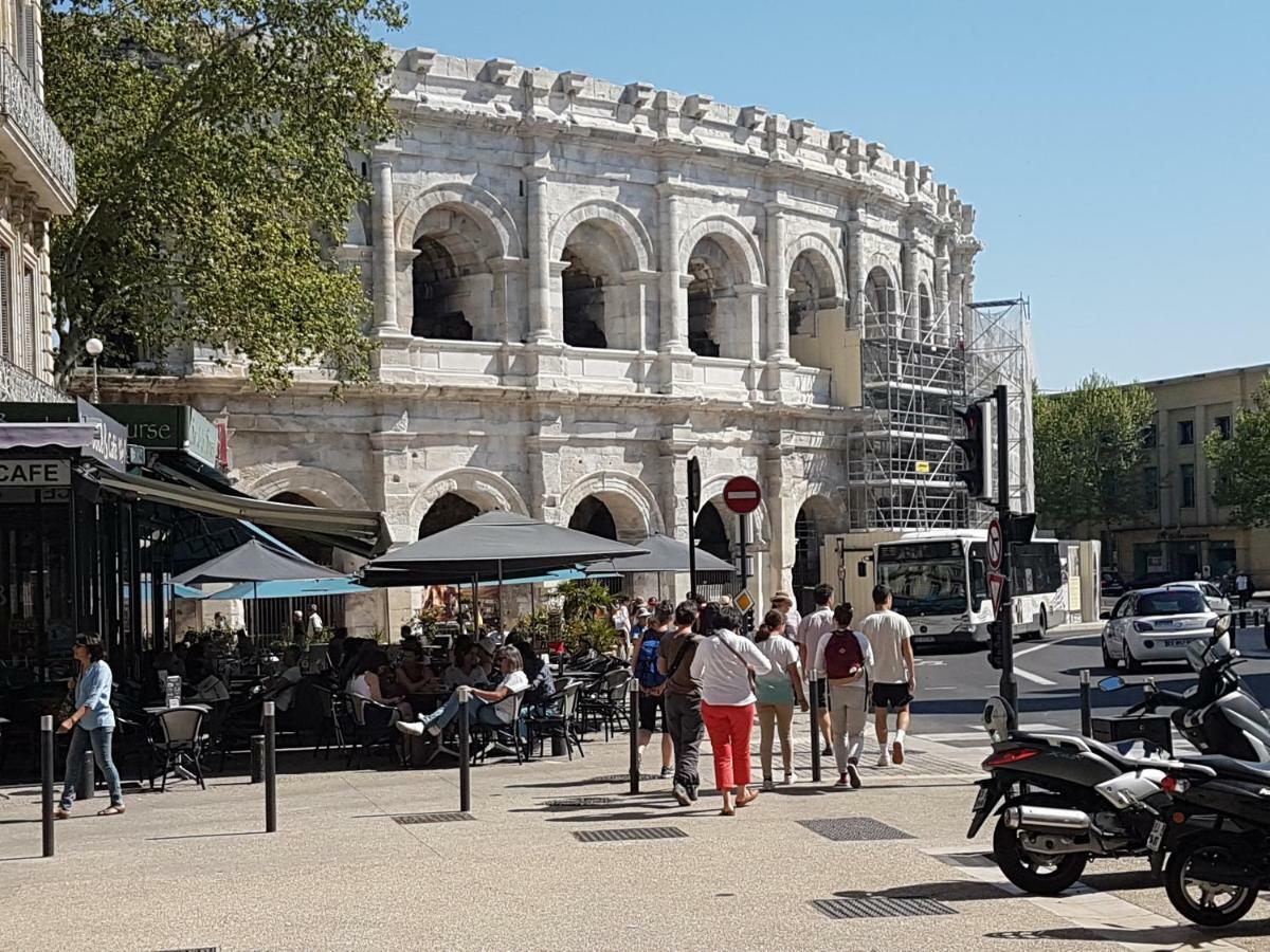 Апартаменти Dolce Nimes Centre Екстер'єр фото